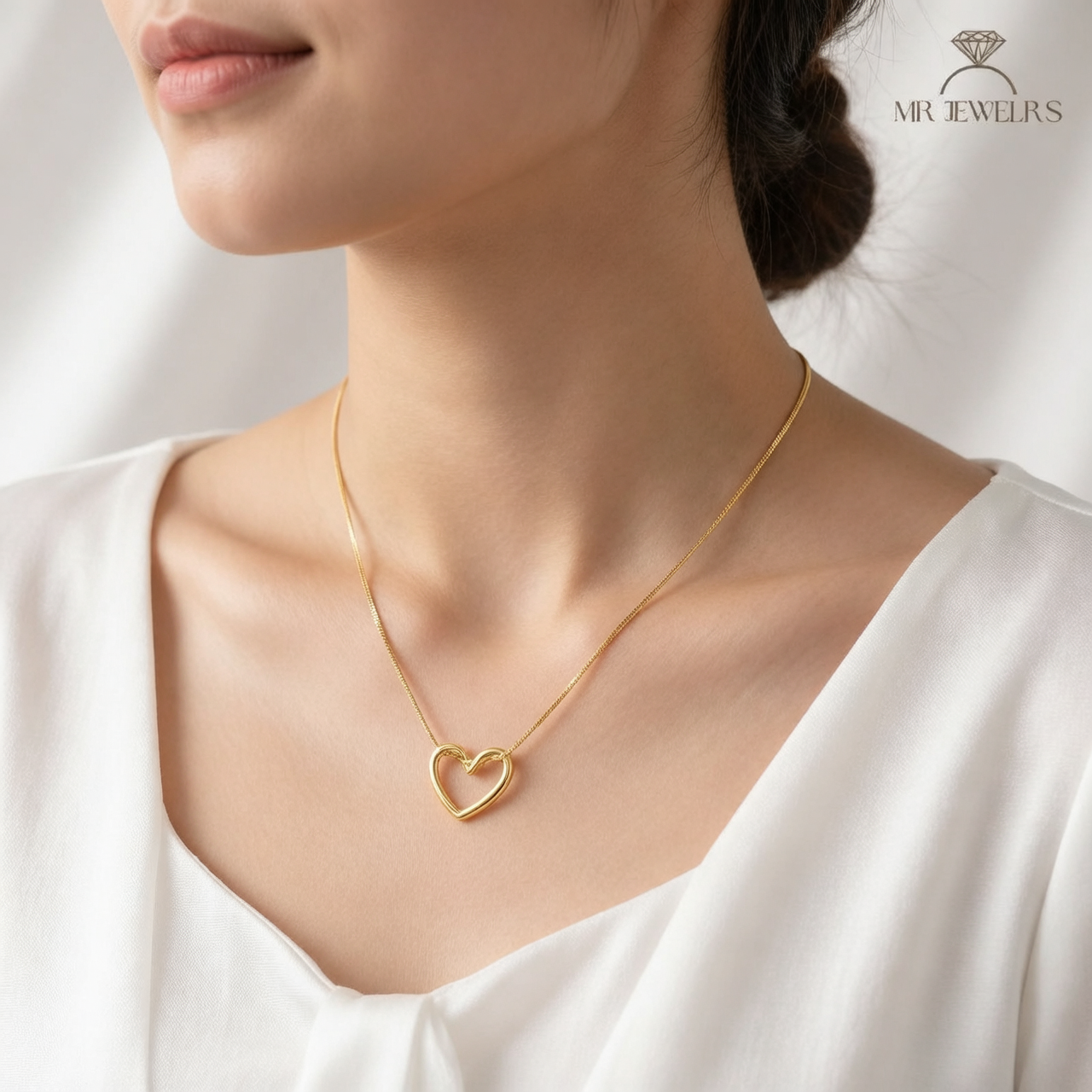 Evie Heart Pendant