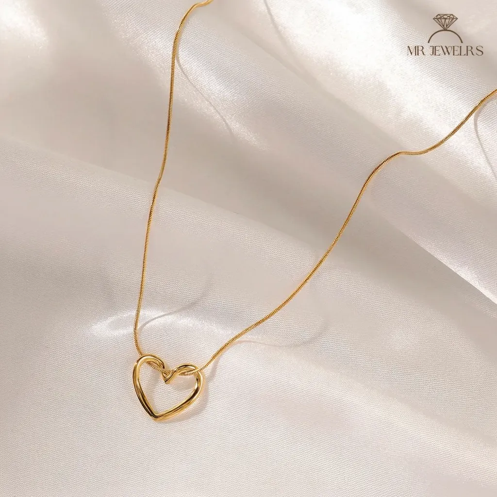 Evie Heart Pendant