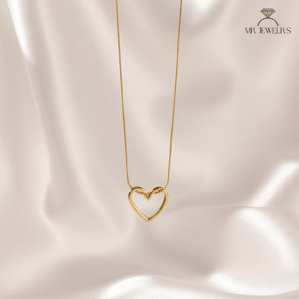 Evie Heart Pendant