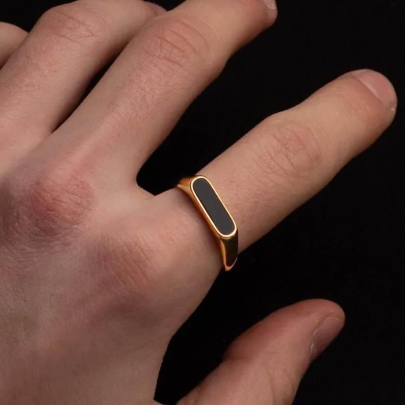 SBG Onyx Signet Ring
